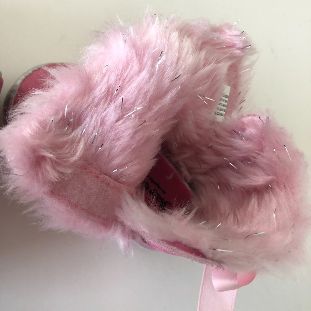 JUICY COUTURE Baby Slippers/Booties Size 2 Months - Picture 5 of 6